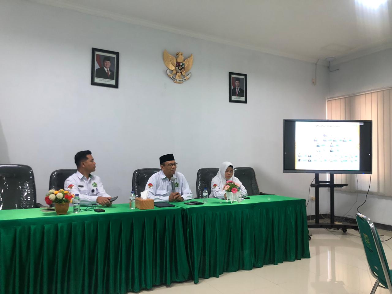 Kepala Biro AUPK Pimpin Proses Submit e-Monev KIP PPID UIN KHAS Jember