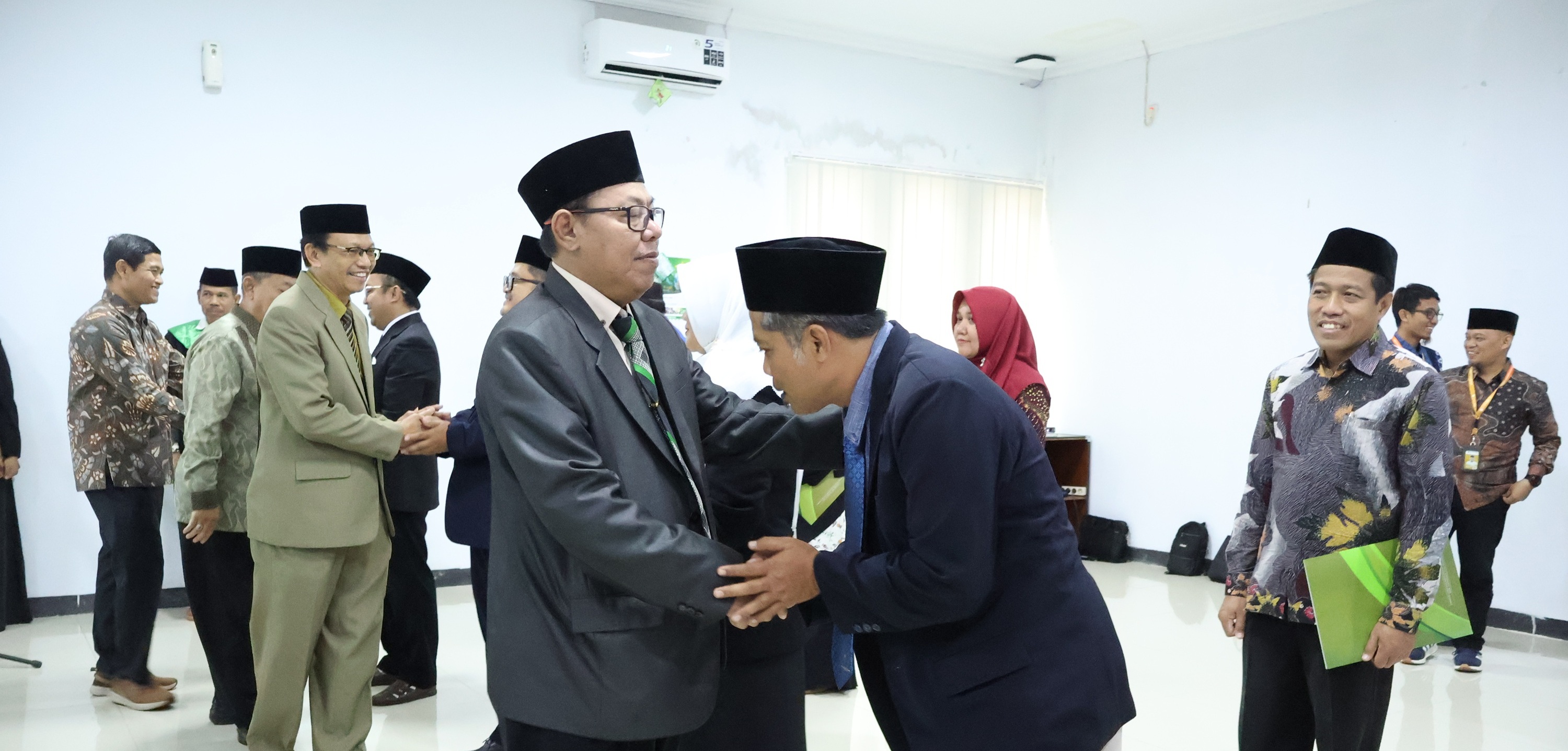 Pelantikan Pejabat UIN KHAS Jember, Teguhkan Komitmen Profesionalisme dan Keteladanan ASN