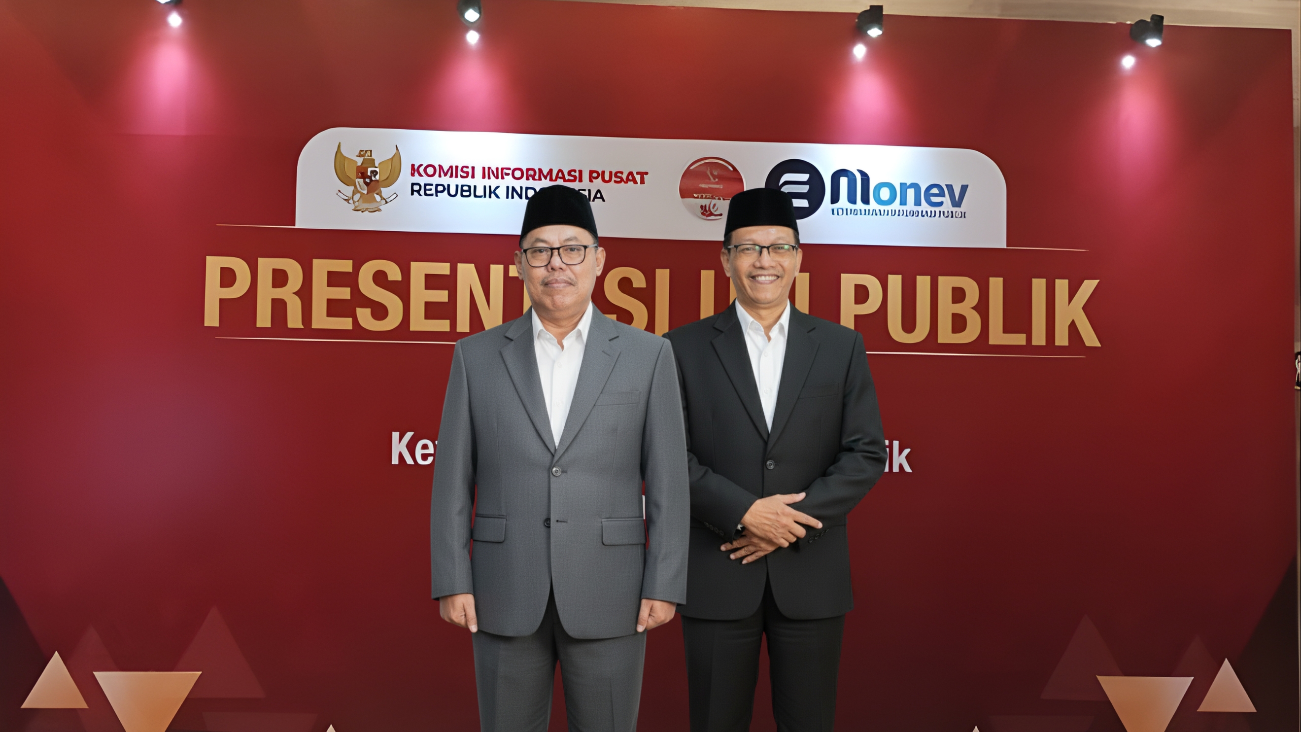 Rektor dan Kabiro AUPK UIN KHAS Jember Paparkan Komitmen Keterbukaan Informasi Publik di Uji Publik KIP 2025