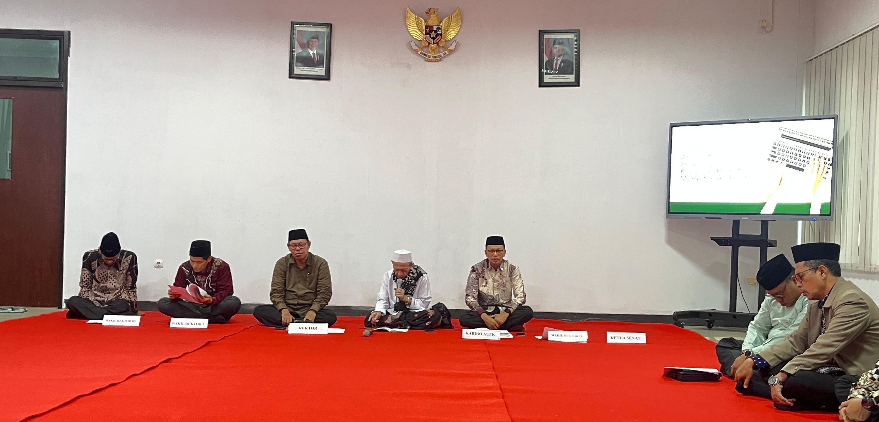 Ngaji Ratibul Haddad di Rektorat, Pimpinan UIN KHAS Jember Teguhkan Spirit Dzikir Kolektif